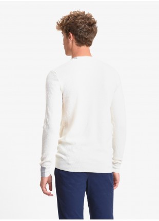 John Barritt man crew neck sweater, slim fit, pure wool yarn. Diamond knitted design, inlay contrast on collar and cuff. Colore old white. Composition 100% wool. White